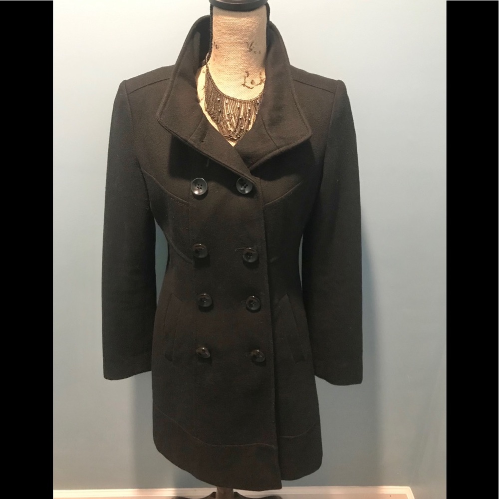 Guess Black pea coat. Medium